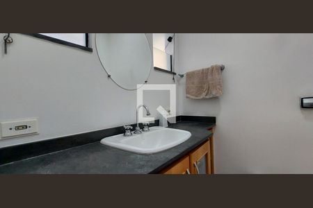 Casa à venda com 380m², 3 quartos e 8 vagasLavabo