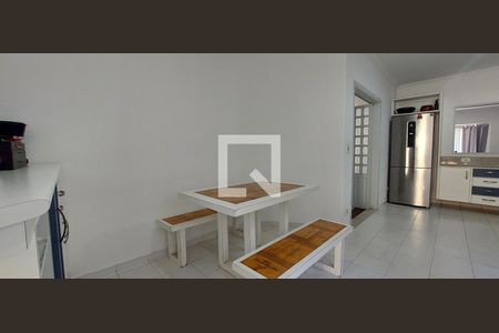 Casa à venda com 380m², 3 quartos e 8 vagasCopa