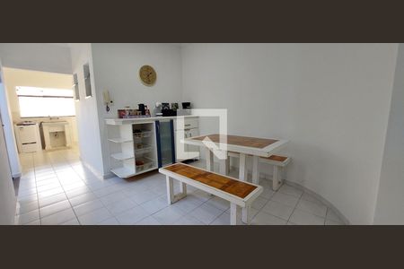 Casa à venda com 380m², 3 quartos e 8 vagasCopa