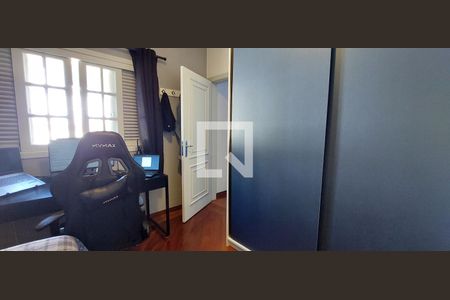 Casa à venda com 380m², 3 quartos e 8 vagasQuarto 3