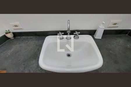 Casa à venda com 380m², 3 quartos e 8 vagasLavabo