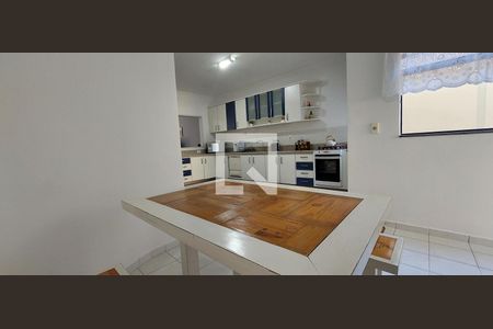 Casa à venda com 380m², 3 quartos e 8 vagasCopa