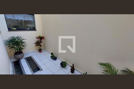 Casa à venda com 380m², 3 quartos e 8 vagasJardim de inverno