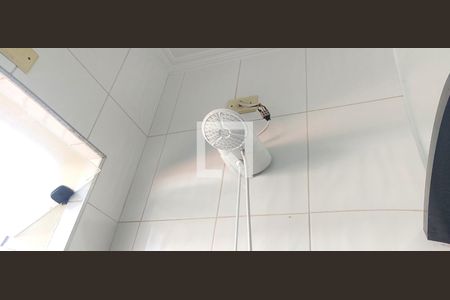 Casa à venda com 380m², 3 quartos e 8 vagasBanheiro 2