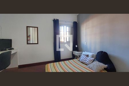 Casa à venda com 380m², 3 quartos e 8 vagasQuarto 2