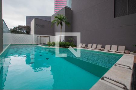 Studio para alugar com 25m², 1 quarto e sem vaga Studio para alugar com 25m², 1 quarto e sem vagaÁrea comum - Piscina