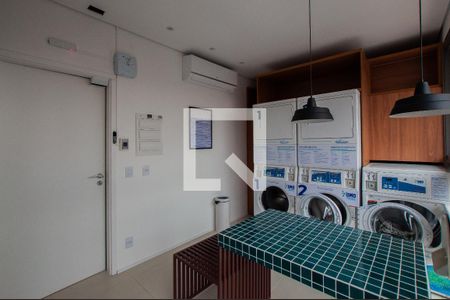Studio para alugar com 25m², 1 quarto e sem vaga Studio para alugar com 25m², 1 quarto e sem vagaLavanderia
