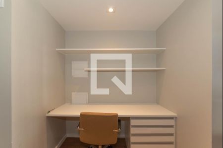 Apartamento para alugar com 37m², 1 quarto e 1 vaga Apartamento para alugar com 37m², 1 quarto e 1 vagaHomme Office