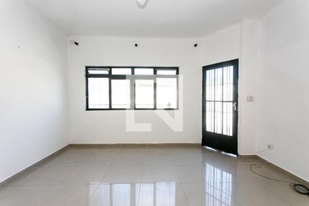 Casa para alugar com 3 quartos, 270m² em Vila Euthalia, São Paulo