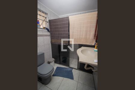 Casa à venda com 165m², 3 quartos e 2 vagas Casa à venda com 165m², 3 quartos e 2 vagasBanheiro da Suíte