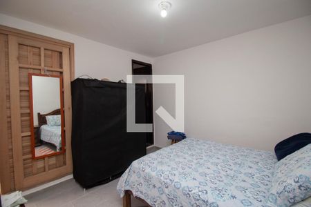 Casa à venda com 165m², 3 quartos e 2 vagas Casa à venda com 165m², 3 quartos e 2 vagasQuarto 1 - Suíte