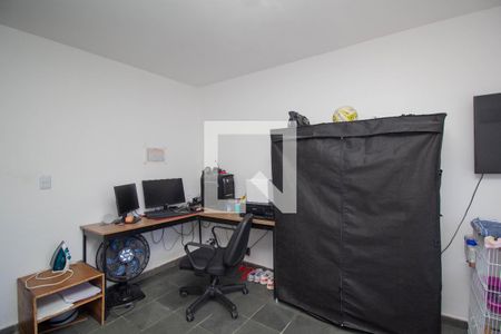 Casa à venda com 165m², 3 quartos e 2 vagas Casa à venda com 165m², 3 quartos e 2 vagasQuarto 2