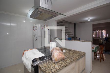 Casa à venda com 165m², 3 quartos e 2 vagas Casa à venda com 165m², 3 quartos e 2 vagasCozinha