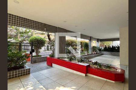 Apartamento à venda com 146m², 3 quartos e 2 vagasEntrada