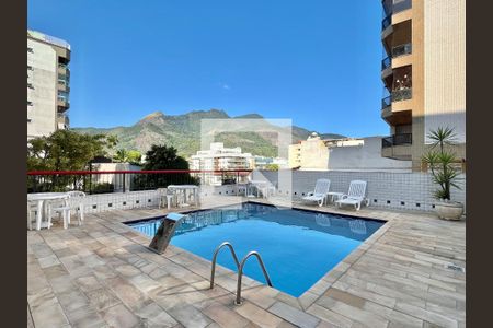 Apartamento à venda com 146m², 3 quartos e 2 vagasÁrea comum - Piscina