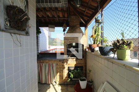 Apartamento à venda com 146m², 3 quartos e 2 vagasTerraço - Churrasqueira