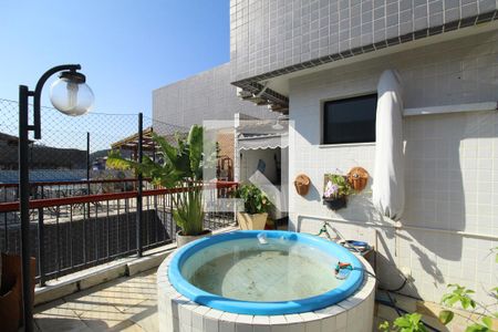 Apartamento à venda com 146m², 3 quartos e 2 vagasTerraço - Piscina
