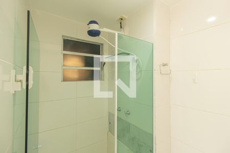 Apartamento para alugar com 49m², 2 quartos e 1 vaga Apartamento para alugar com 49m², 2 quartos e 1 vagaDetalhe do Banheiro Social