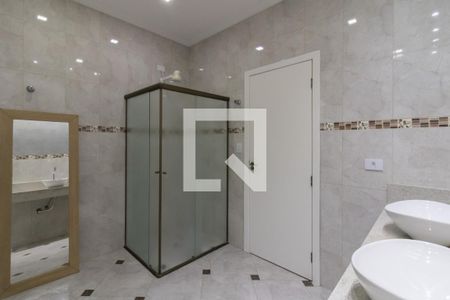 Casa à venda com 295m², 3 quartos e 2 vagasBanheiro da Suíte 1