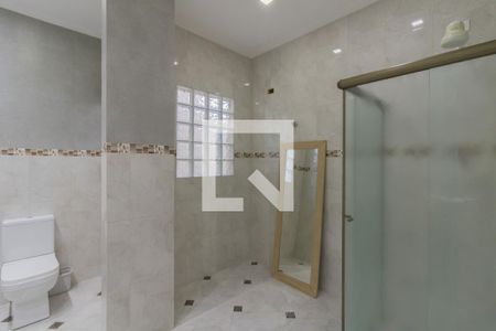 Casa à venda com 295m², 3 quartos e 2 vagasBanheiro da Suíte 1