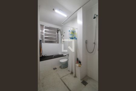 Apartamento à venda com 150m², 3 quartos e sem vagaBanheiro social 1