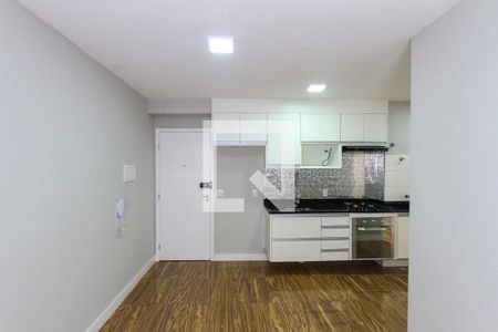 Sala de apartamento para alugar com 2 quartos, 40m² em Sítio da Figueira, São Paulo