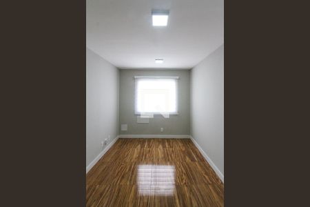 Sala de apartamento para alugar com 2 quartos, 40m² em Sítio da Figueira, São Paulo