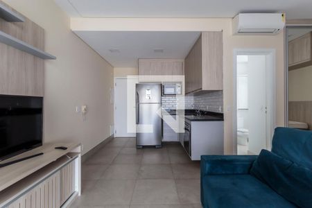 Sala/Quarto de kitnet/studio para alugar com 1 quarto, 45m² em Indianópolis, São Paulo