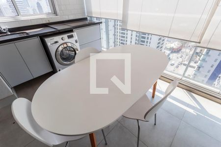 Sala/Quarto de kitnet/studio para alugar com 1 quarto, 45m² em Indianópolis, São Paulo