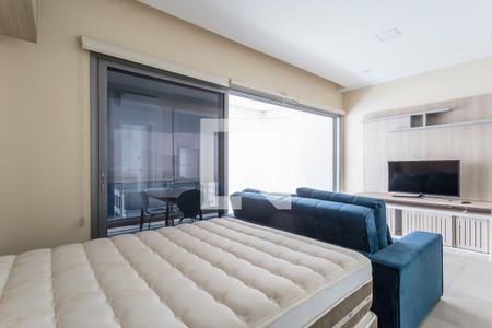 Sala/Quarto de kitnet/studio para alugar com 1 quarto, 45m² em Indianópolis, São Paulo