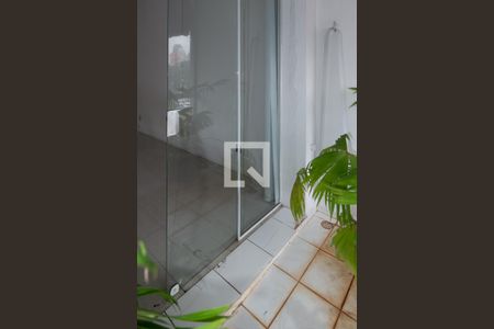 Sacada/Sala de apartamento à venda com 2 quartos, 108m² em Bela Vista, São Paulo