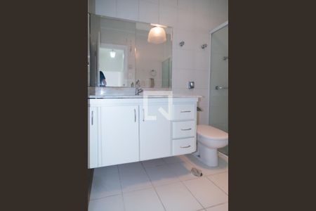 Apartamento à venda com 108m², 2 quartos e sem vagaBanheiro