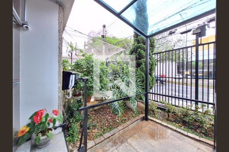 Apartamento à venda com 121m², 3 quartos e 1 vaga Apartamento à venda com 121m², 3 quartos e 1 vagaEntrada