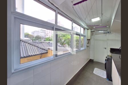 Apartamento à venda com 121m², 3 quartos e 1 vaga Apartamento à venda com 121m², 3 quartos e 1 vagaÁrea de Serviço