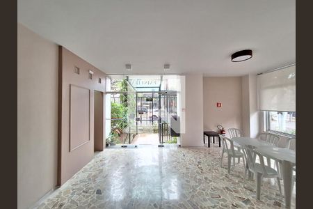 Apartamento à venda com 121m², 3 quartos e 1 vaga Apartamento à venda com 121m², 3 quartos e 1 vagaÁrea comum