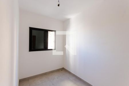 Quarto 1 de apartamento para alugar com 2 quartos, 40m² em Parque das Nações, Santo André