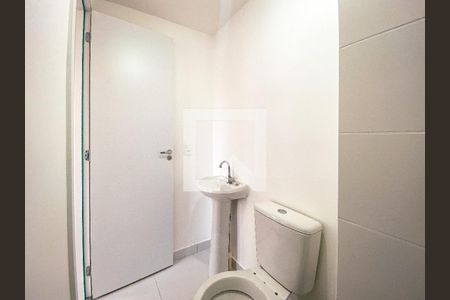 Banheiro de apartamento para alugar com 2 quartos, 32m² em Jardim Celeste, São Paulo
