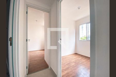 Corredor de apartamento à venda com 2 quartos, 32m² em Jardim Celeste, São Paulo