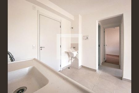Cozinha de apartamento à venda com 2 quartos, 32m² em Jardim Celeste, São Paulo
