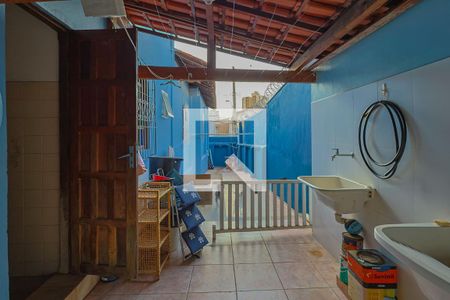 Casa à venda com 162m², 5 quartos e 1 vagaÁrea de Serviço