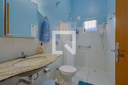 Casa à venda com 162m², 5 quartos e 1 vagaBanheiro