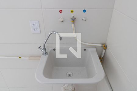Apartamento para alugar com 80m², 2 quartos e 1 vaga Apartamento para alugar com 80m², 2 quartos e 1 vagaCozinha e Área de Serviço