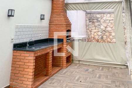 Apartamento à venda com 111m², 2 quartos e 1 vaga Apartamento à venda com 111m², 2 quartos e 1 vagaÁrea comum - Churrasqueira