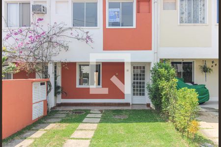 Casa de condomínio à venda com 123m², 3 quartos e 2 vagasFachada