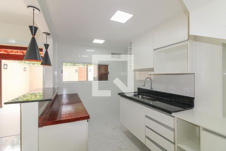 Casa de condomínio à venda com 123m², 3 quartos e 2 vagasCozinha