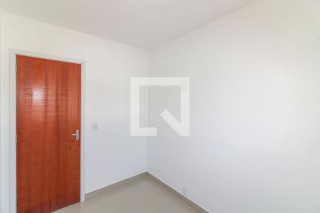 Casa de condomínio à venda com 123m², 3 quartos e 2 vagasQuarto 2