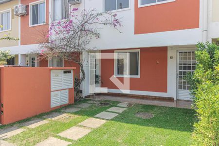 Casa de condomínio à venda com 123m², 3 quartos e 2 vagasFachada