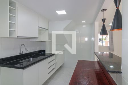 Casa de condomínio à venda com 123m², 3 quartos e 2 vagasCozinha