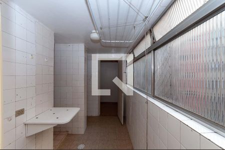 Apartamento para alugar com 108m², 2 quartos e 1 vagaÁrea de Serviço