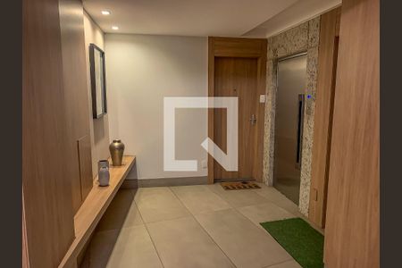 Apartamento à venda com 65m², 1 quarto e sem vaga Apartamento à venda com 65m², 1 quarto e sem vagaHall de entrada